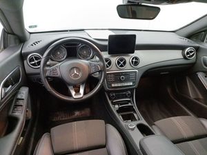 Mercedes Clase CLA CLA 200 d H6 Business Solution Aut. 4d  - Foto 15