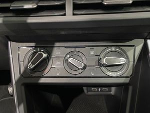 Volkswagen Polo Advance 1.0 TSI 70kW (95CV)  - Foto 28