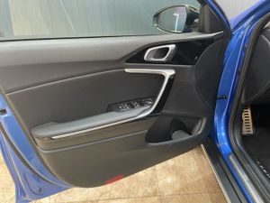 Kia XCeed 1.6 GDi PHEV 104kW (141CV) eMotion + Gasolina  - Foto 40