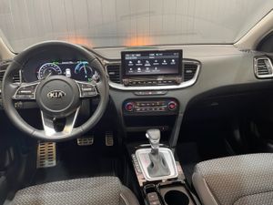 Kia XCeed 1.6 GDi PHEV 104kW (141CV) eMotion + Gasolina  - Foto 7