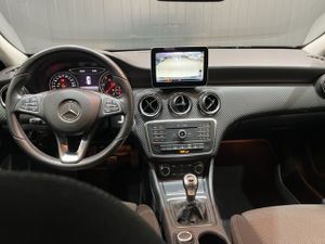 Mercedes GLA 180d  - Foto 7