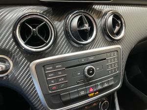 Mercedes GLA 180d  - Foto 39