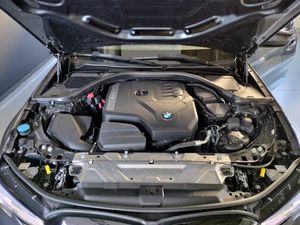 BMW Serie 3 330i xDrive Touring M SPORT 258CV  - Foto 40
