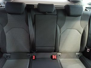 Seat Leon ST 1.6 TDI 85kW (115CV) S&S Style Ed Nav  - Foto 21