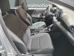 Toyota Yaris HIBRID 1.5 VVT-I TEAM D   - Foto 10