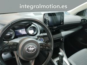 Toyota Yaris HIBRID 1.5 VVT-I TEAM D   - Foto 8