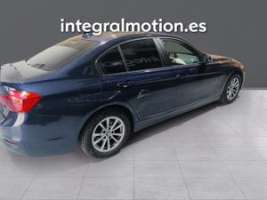 BMW Serie 3 318d  - Foto 27