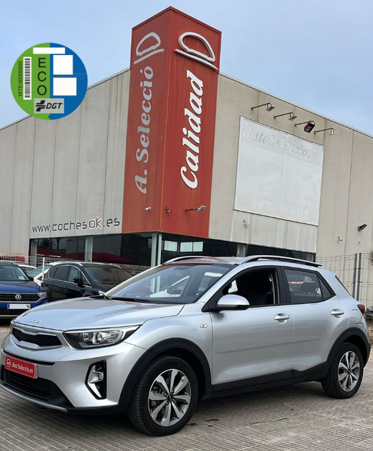 Kia Stonic 1.0 T-GDi 74kW (100CV) MHEV MT Drive 2024  - Foto 1