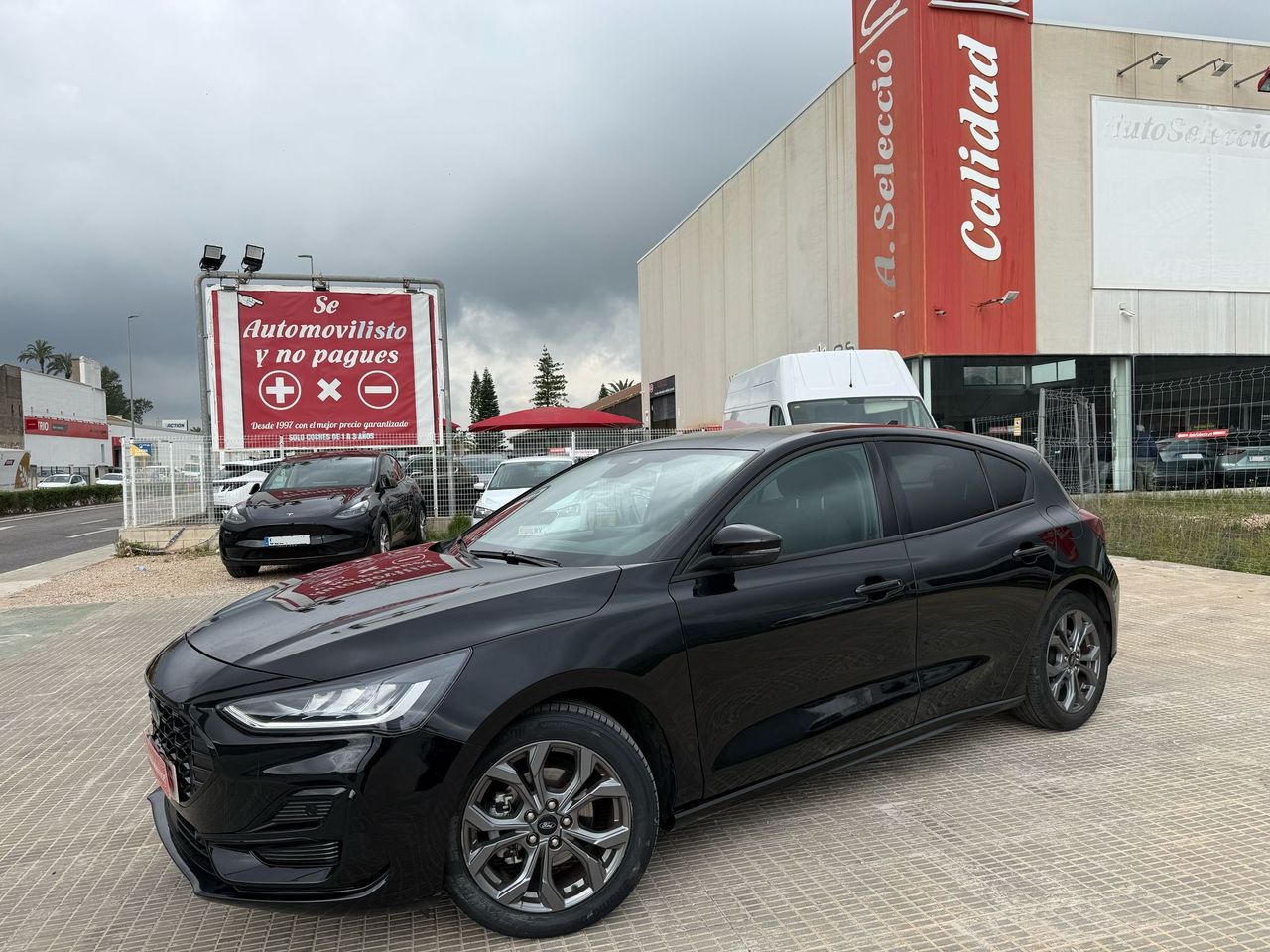 Ford Focus ST-Line 1.0T EcoBoost mHEV 92kW (125CV) NEGRO  - Foto 1