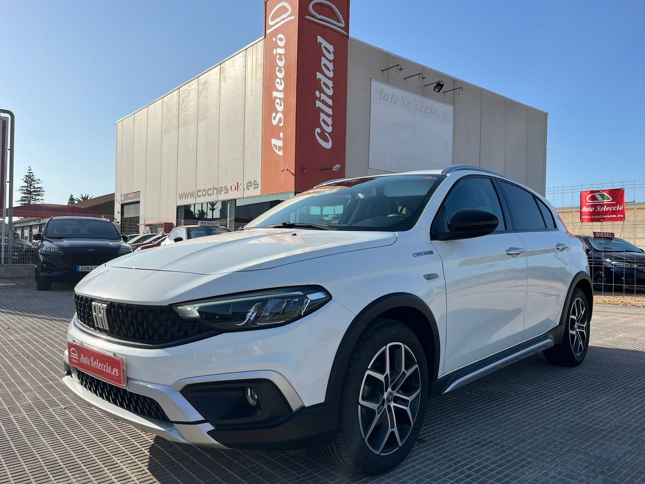 Fiat Tipo Cross 1.0 74kW (100CV) BLANCO  - Foto 1