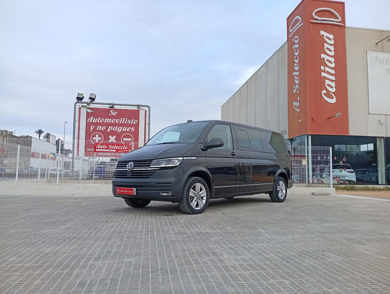 Volkswagen Caravelle Origin 9 Plazas Larga 2.0 TDI 150CV DSG  - Foto 1