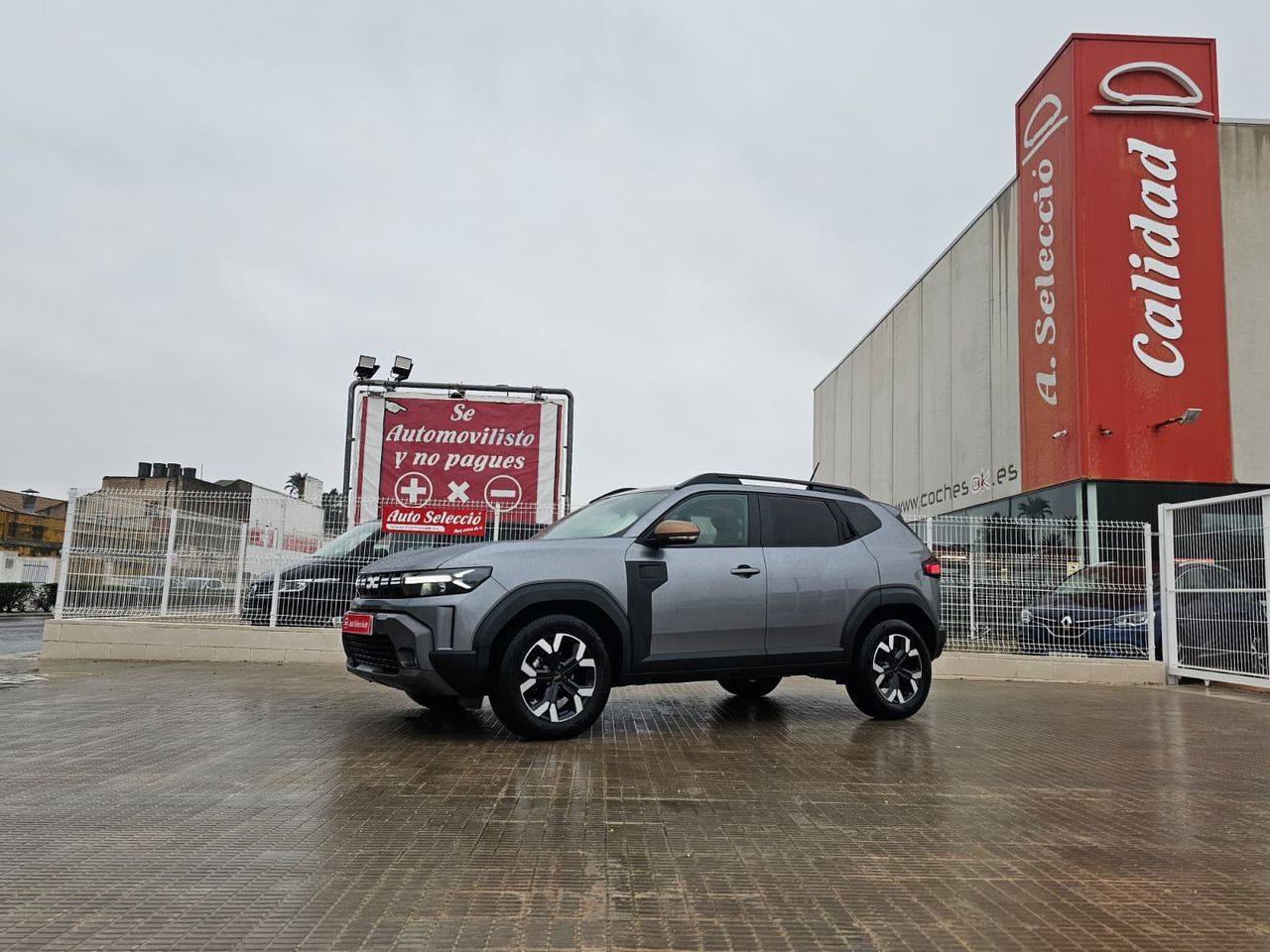 Dacia Duster Extreme TCE 96kW 48v (130CV) 4X2  - Foto 1