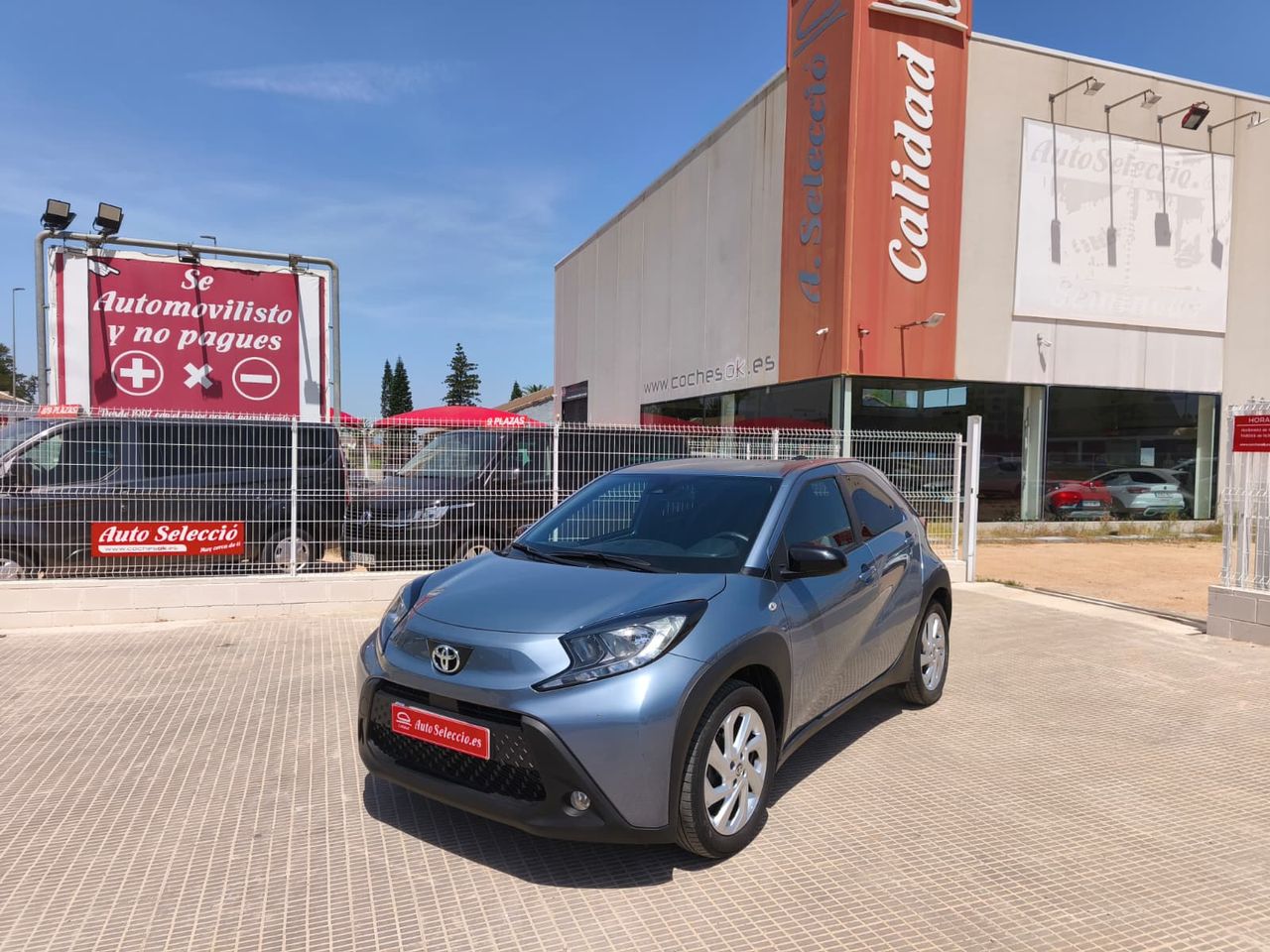 Toyota Aygo X Cross 1.0 VVT-I 72CV Play  - Foto 1