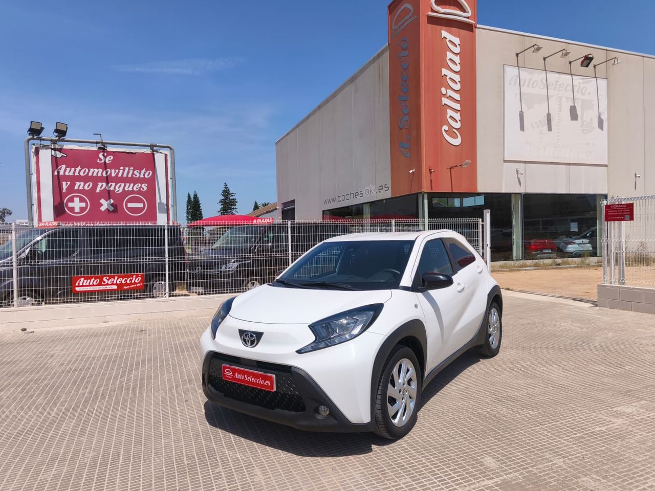 Toyota Aygo X Cross 1.0 VVT-I 72CV Play  - Foto 1