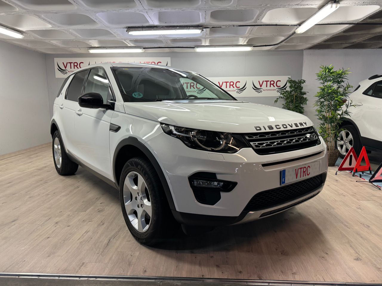 Land-Rover Discovery Sport 4X2   - Foto 1