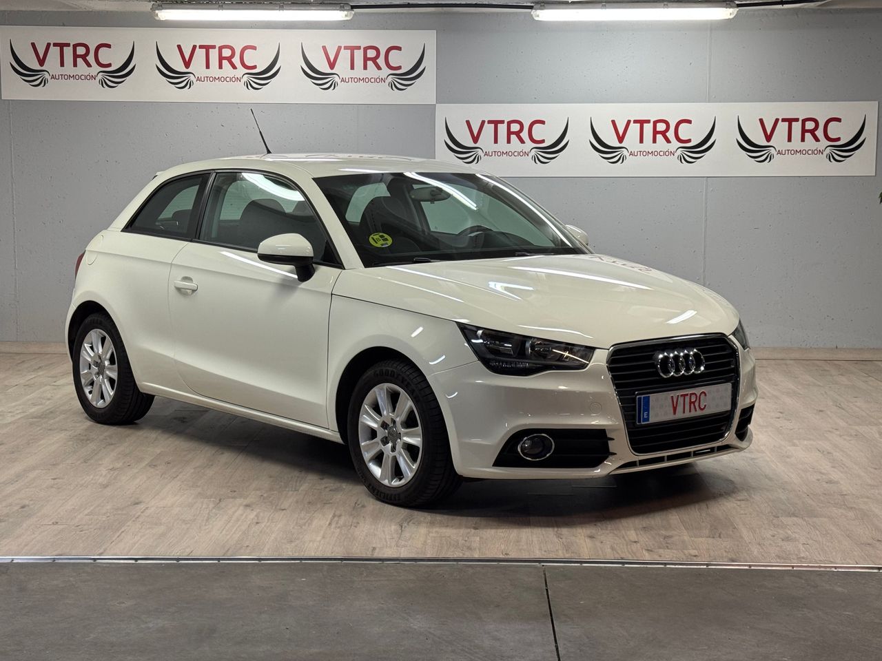 Audi A1 TDi   - Foto 1