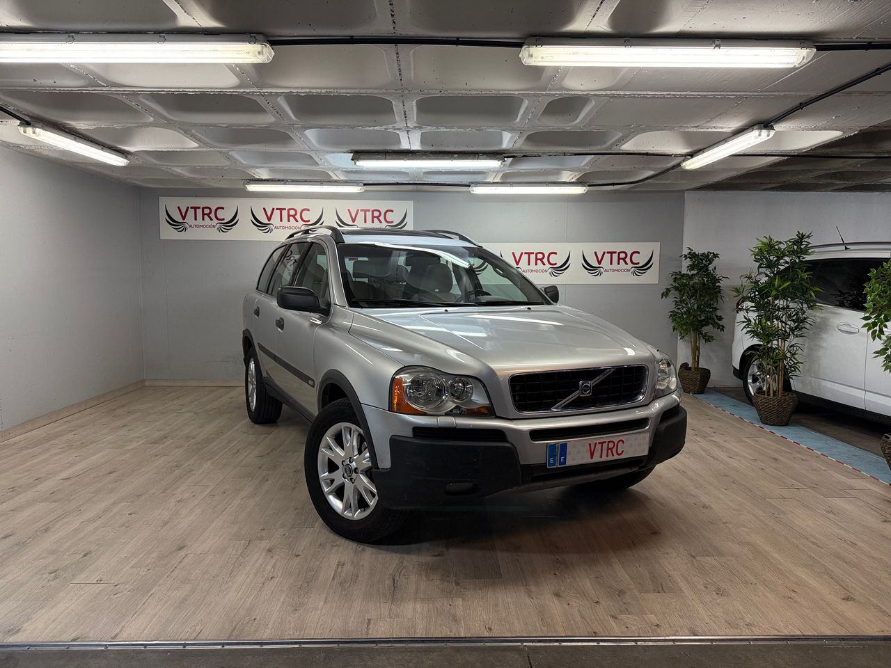 Volvo XC-90 2.4D   - Foto 1