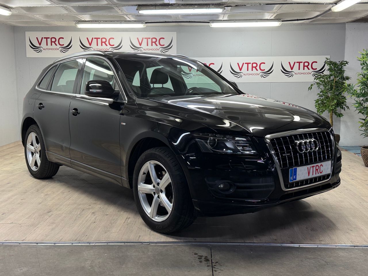 Audi Q5 S-LINE   - Foto 1