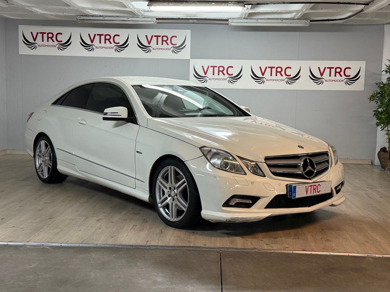 Mercedes Clase E Coupe   - Foto 1