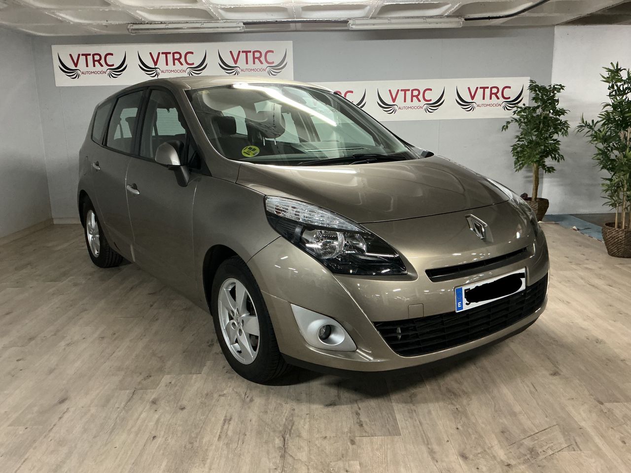 Renault Grand Scénic Expression 1.5dCi 5 plazas   - Foto 1