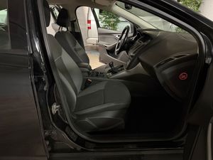 Ford Focus Berlina Sport 1.0 EcoBoost  Auto-Start-Stop 125 CV - Foto 7