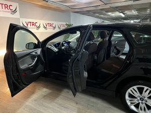 Ford Focus Berlina Sport 1.0 EcoBoost  Auto-Start-Stop 125 CV - Foto 17