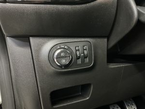 Opel Corsa 3p Selective 1.4 66 kW (90 CV) - Foto 15