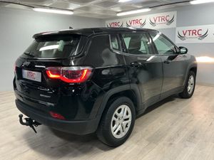 Jeep Compass Sport 1.4 MultiAir 103 kW (140 CV) 4x2 - Foto 21