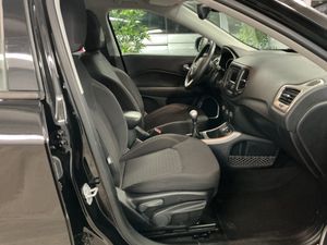 Jeep Compass Sport 1.4 MultiAir 103 kW (140 CV) 4x2 - Foto 6