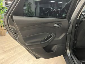 Ford Focus Berlina Sport 1.0 EcoBoost 125 CV Auto-Start-Stop - Foto 15