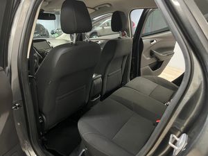 Ford Focus Berlina Sport 1.0 EcoBoost 125 CV Auto-Start-Stop - Foto 14