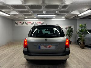 Peugeot 308 SW Confort 1.6 VTi 120 - Foto 26