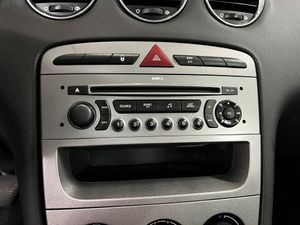 Peugeot 308 SW Confort 1.6 VTi 120 - Foto 22