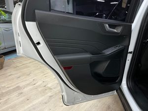 Ford Kuga Titanium 2.5 FHEV 140 kW (190 CV) - Foto 17