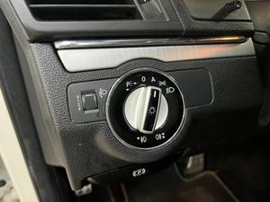 Mercedes Clase E E 250 CDI BlueEFFICIENCY Coupé Aut. - Foto 13