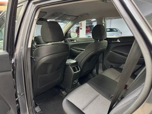 Hyundai Tucson 1.6 CRDI 48V SLE 4X2 - Foto 12