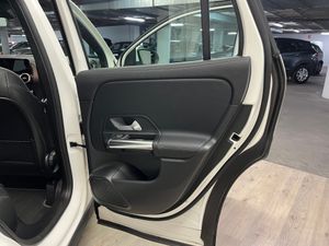 Mercedes GLA 200 d 8G-DCT - Foto 8