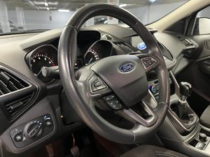 Ford Kuga ST-Line 1.5 EcoBoost Auto-Start-Stop 110 kW (150 CV) 4x2 - Foto 16