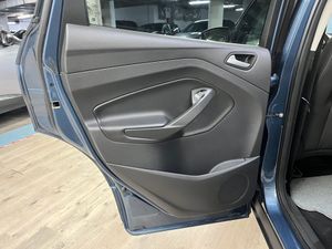 Ford Kuga ST-Line 1.5 EcoBoost Auto-Start-Stop 110 kW (150 CV) 4x2 - Foto 9