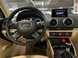 Audi A3 2.0 TDI 150 CV clean diesel Attraction - Foto 17