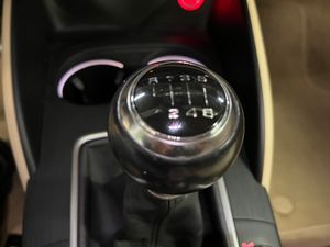 Audi A3 2.0 TDI 150 CV clean diesel Attraction - Foto 23