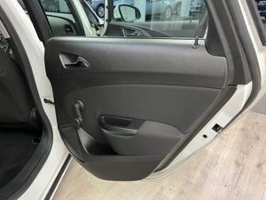 Opel Astra 5p Essentia 1.4 100 CV - Foto 7