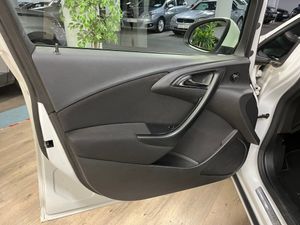 Opel Astra 5p Essentia 1.4 100 CV - Foto 12