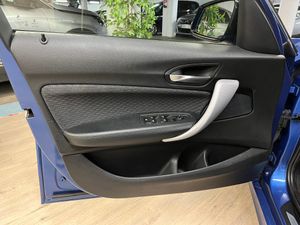 BMW Serie 1 118d 5p - Foto 7