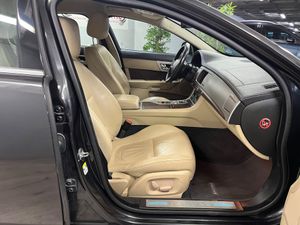 Jaguar XF XF Sportbrake 2.2D Luxury - Foto 5