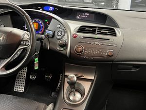 Honda Civic 3p 1.4 i-VTEC Type S - Foto 9