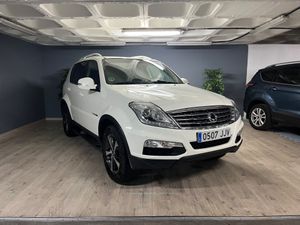 SsangYong Rexton W 200 e-XDi Limited 4x4 - Foto 2