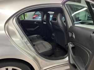 Mercedes Clase A A 200 d 7G-DCT - Foto 8