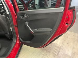 Peugeot 2008 Allure 1.2 PureTech 110 S&S - Foto 8