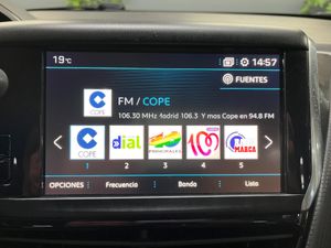 Peugeot 2008 Allure 1.2 PureTech 110 S&S - Foto 19